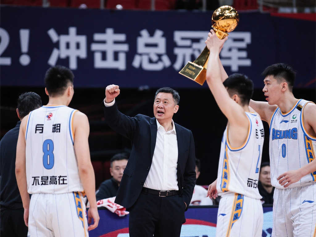 以尤文圖斯 以尤文圖斯